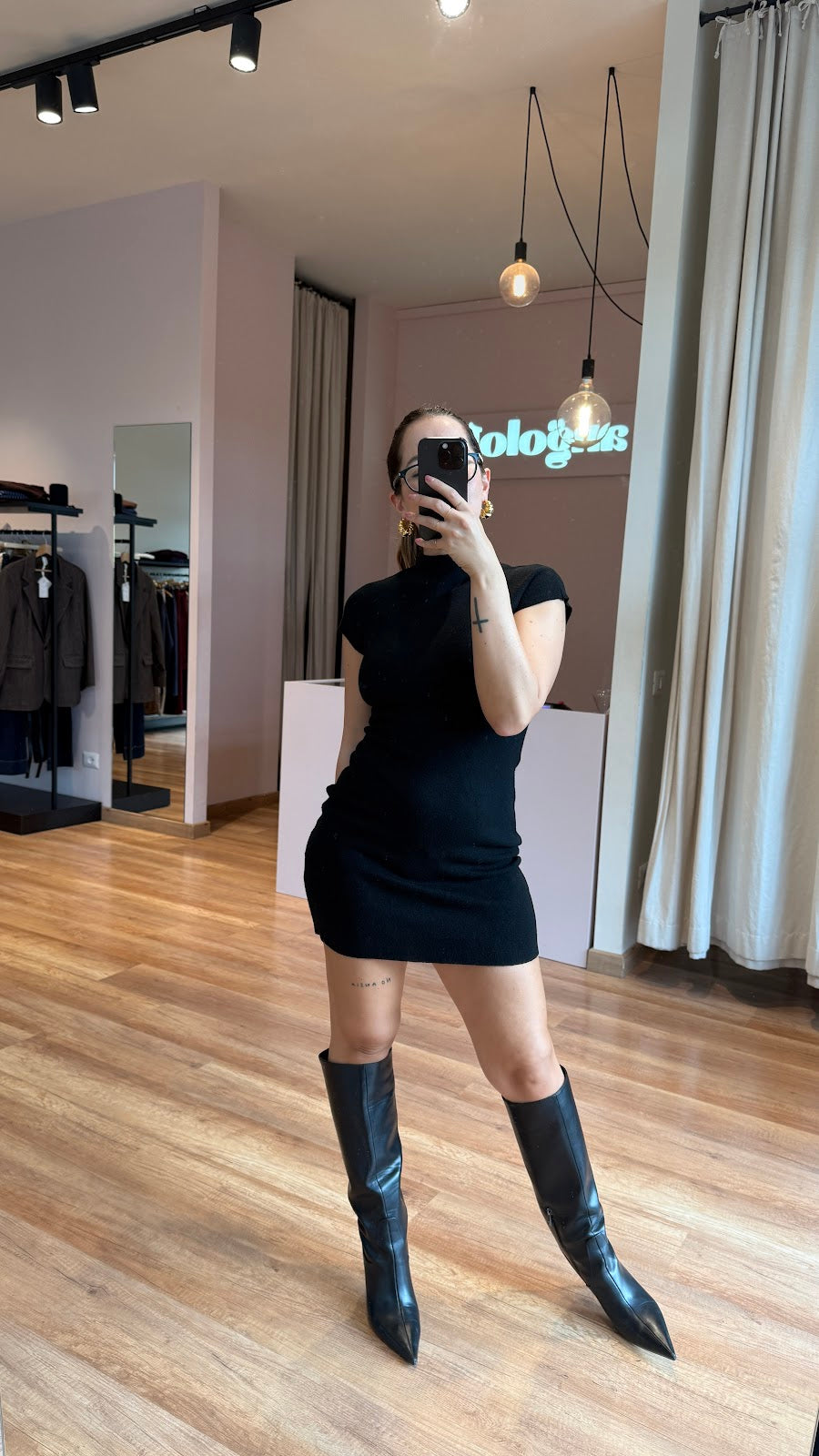 Set Sharon