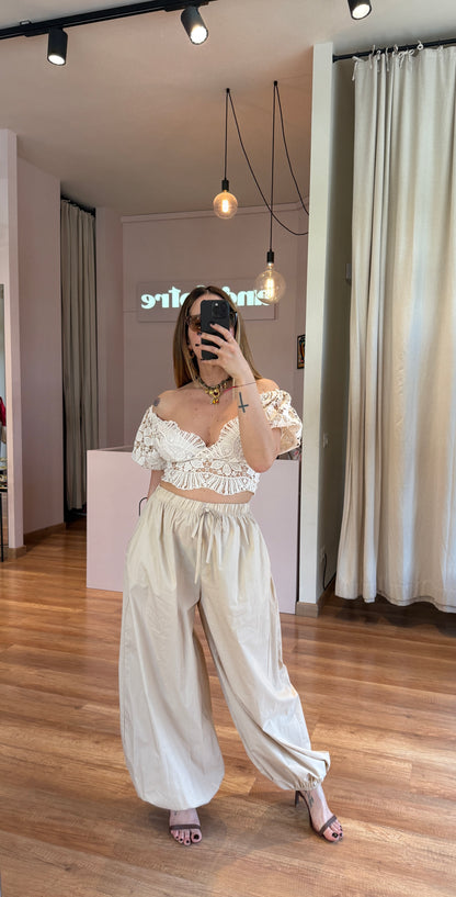Croptop Lizzie