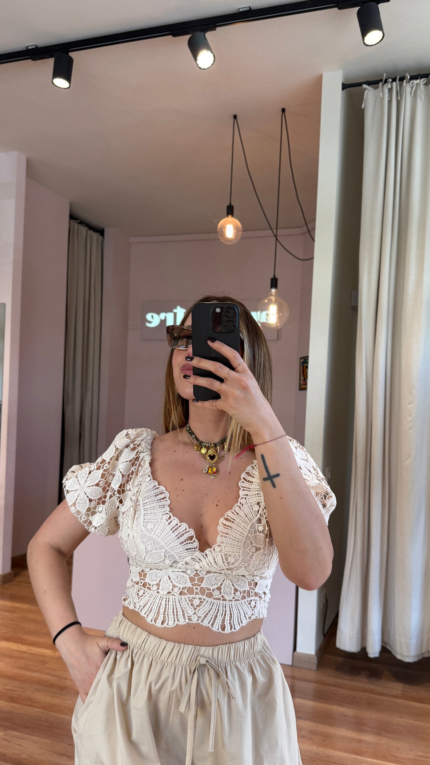 Croptop Lizzie