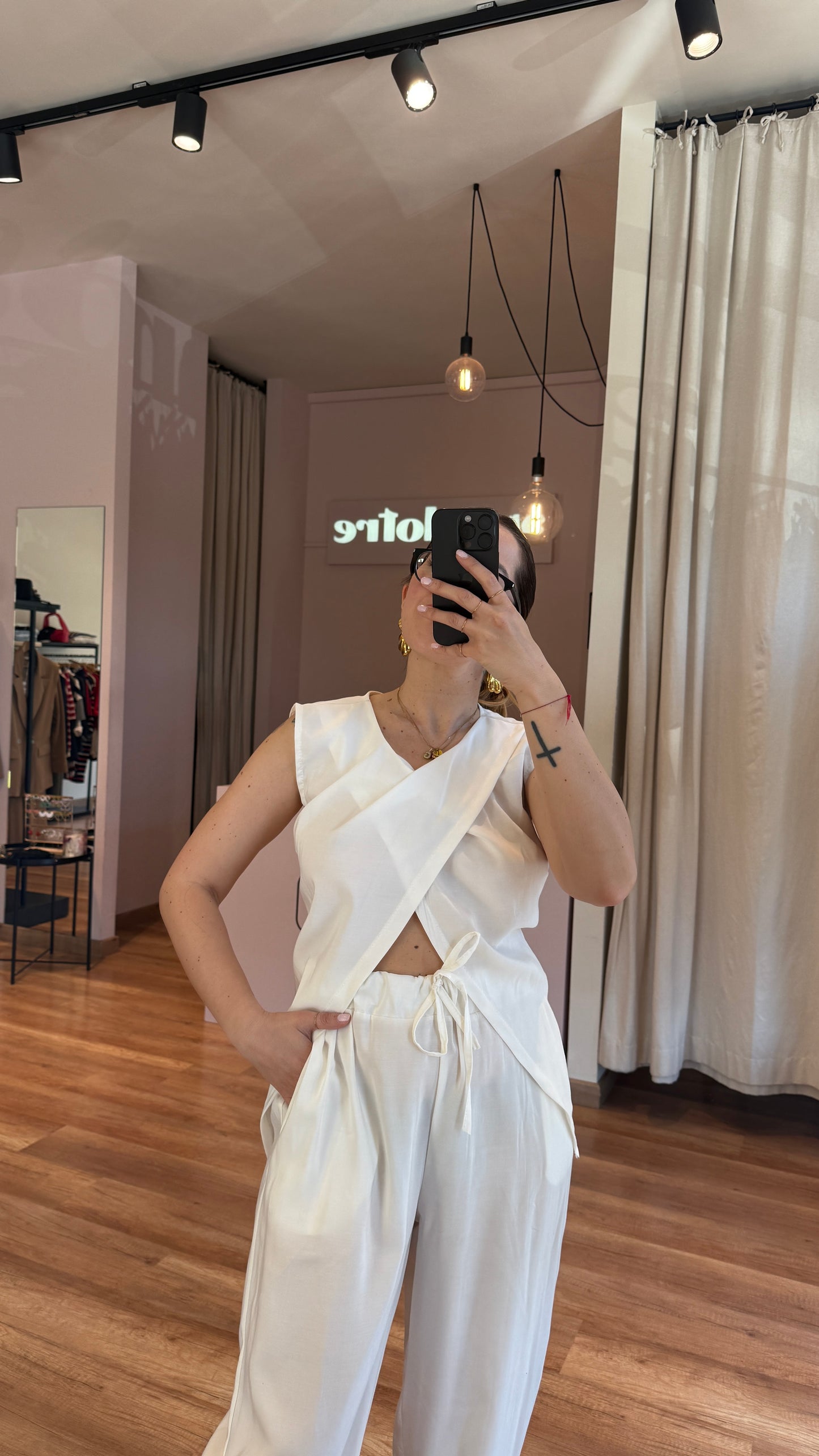 Set Carla