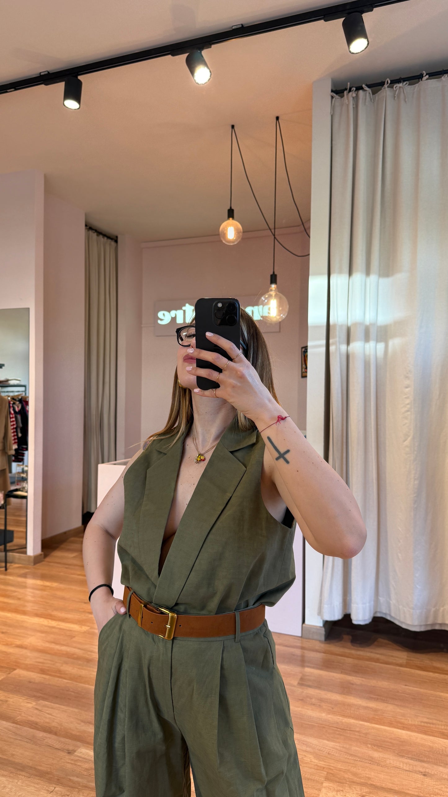 Body Laura