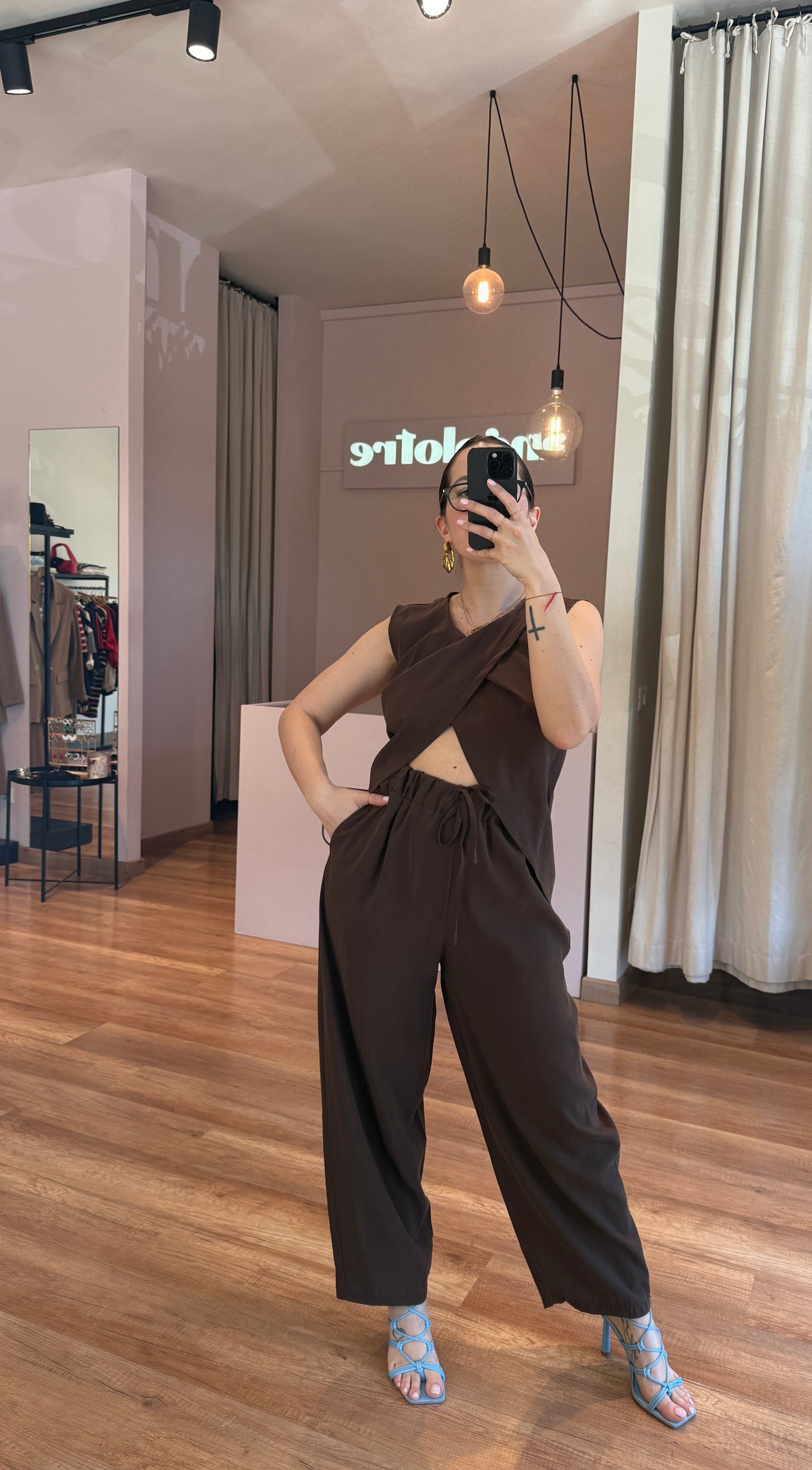 Set Carla