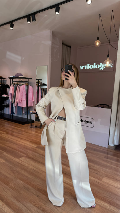 Tailleur Daphne